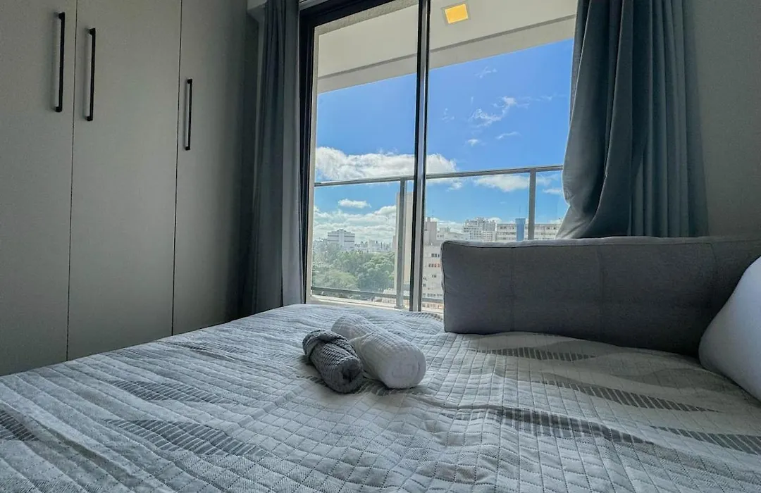 Amazing Views In City Center Ideal For Remote Work-1